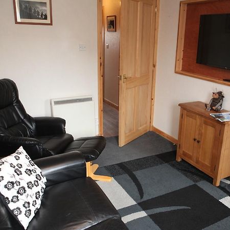 Castleyards Apartment 1 เคิร์กวอลล์ ภายนอก รูปภาพ
