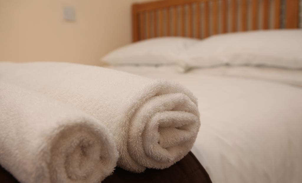Castleyards Apartment 1 เคิร์กวอลล์ ภายนอก รูปภาพ