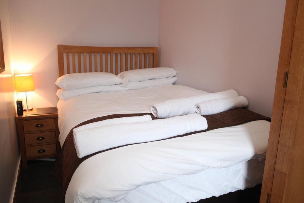 Castleyards Apartment 1 เคิร์กวอลล์ ภายนอก รูปภาพ